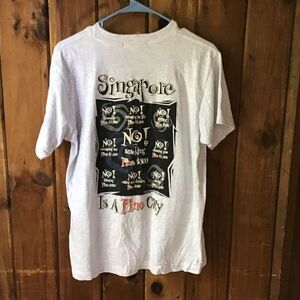 Make It Yours Size M Singapore Graphic T Shirt Gray Fine City Travel Vacation